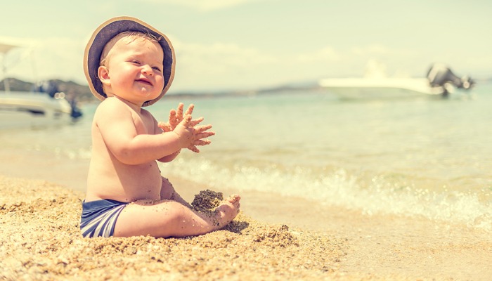 8 Irytujących rzeczy, które ludzie mówią, kiedy przynoszę swoje dziecko na plażę