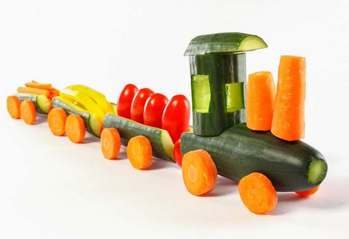 8 zabawnych pomysłów na owoce i warzywa dla dzieci