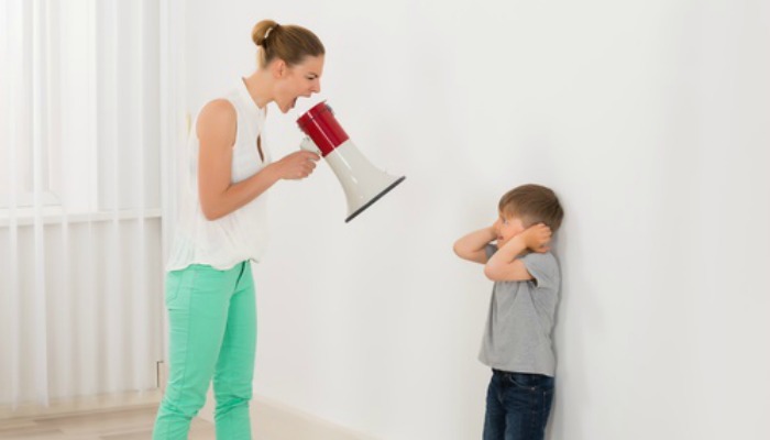 Jak zdyscyplinować swoje dziecko, nie będąc dupkiem