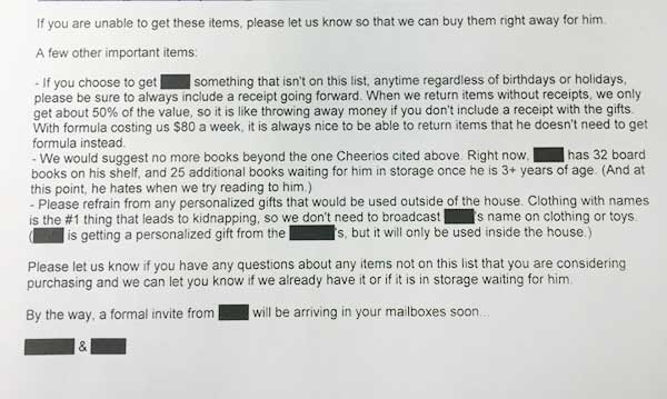 Rodzice wysyłają wymagające zaproszenie na przyjęcie urodzinowe dziecka